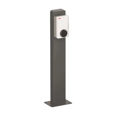 ABB-Standfuß mit einer montierten weißen Terra AC (Wallbox nicht im Lieferumfang)