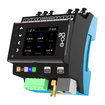 go-e Controller, Schrägansicht mit Display